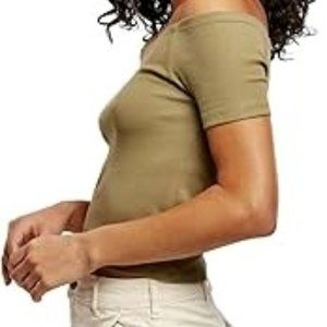 DELUXE Women Off Shoulder Ribbed top Large